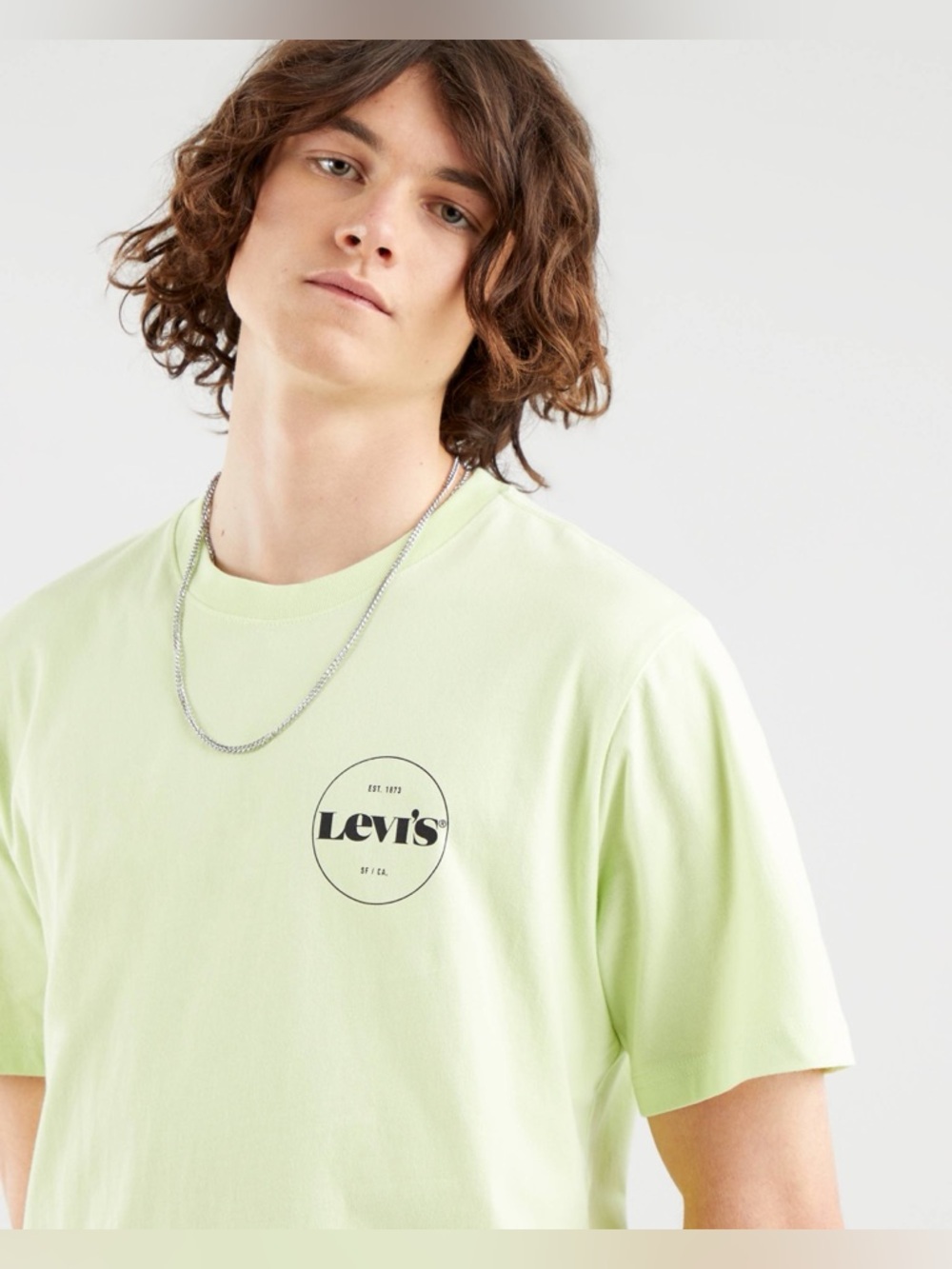NWOT Levi’s Men’s Neon Green Relaxed Fit Classic Short Sleeve Tee size Large